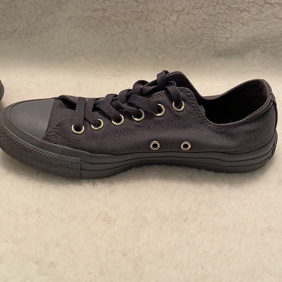 Womens Converse - Picture 7 of 7